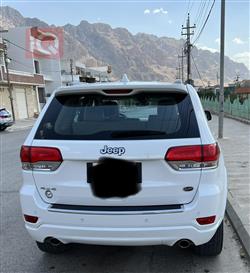 جیپ گراند شیرۆکی